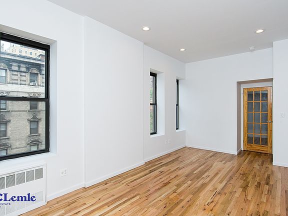 2nd image of 1361 Lexington Ave #3FE