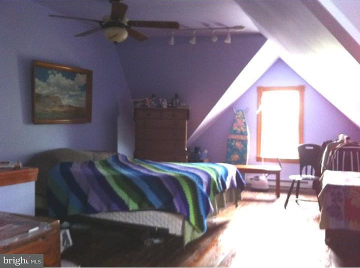 2nd image of 320 Elm Ave