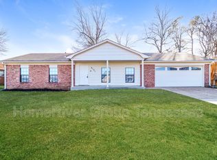 6121 Fox Ridge Dr, Memphis, TN 38115