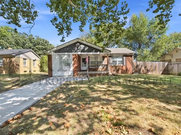 1144 Prairie Park Rd, Wichita, KS 67218