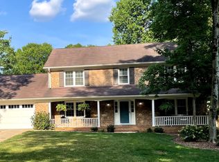 712 Coleridge Dr, Greensboro, NC 27410