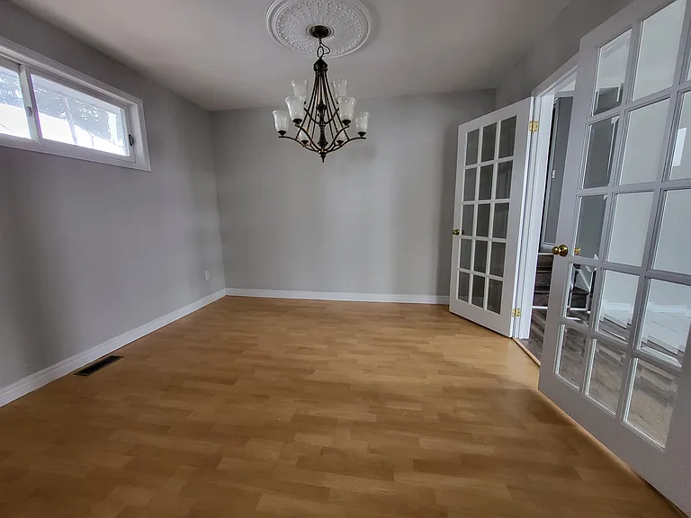 70 Penetang St #1 — Photo 21