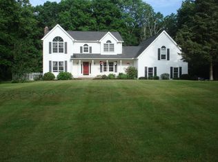 9 Rajcula Farm Rd, Brookfield, CT 06804