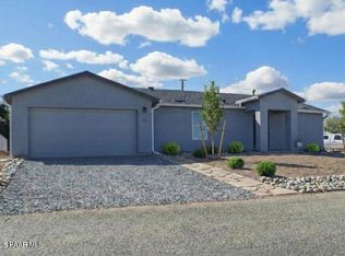 20589 E Cholla Dr, Cordes Lakes, AZ 86333