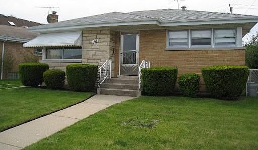 1st image of 5812 N Ozark Ave
