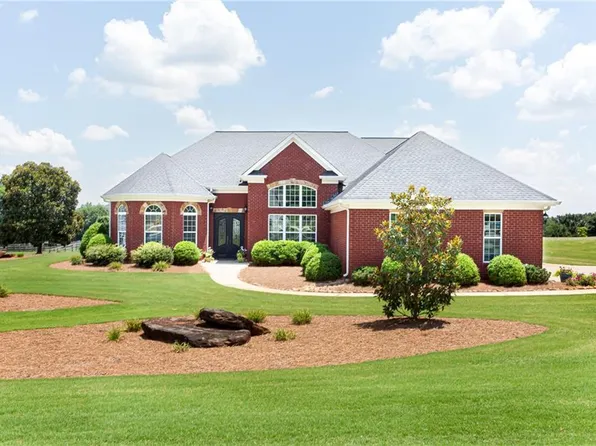 1365 Ivy Plantation, Monroe, GA 30656