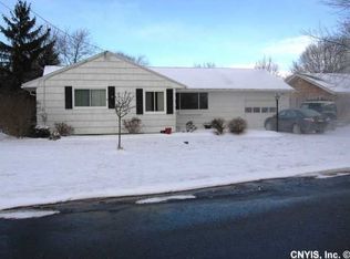 105 Haddonfield Pl, Syracuse, NY 13214