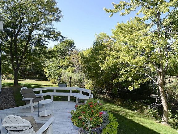 Beautiful expanse on historic Canal