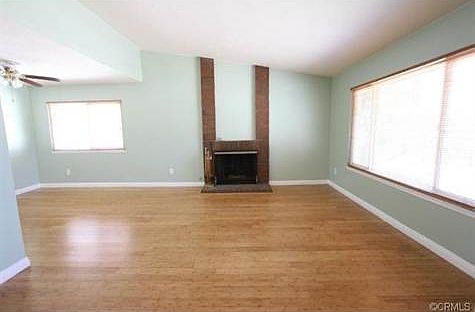 4th image of 1539 S Granite Ave
