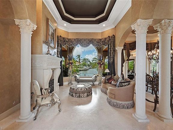 4th image of 540 Hammock Ct