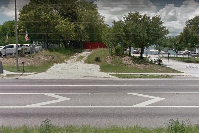 1st image of 5004 N 56th St