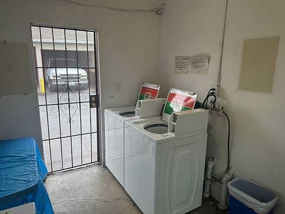 2nd image of 1561 S Fairfax Ave #280