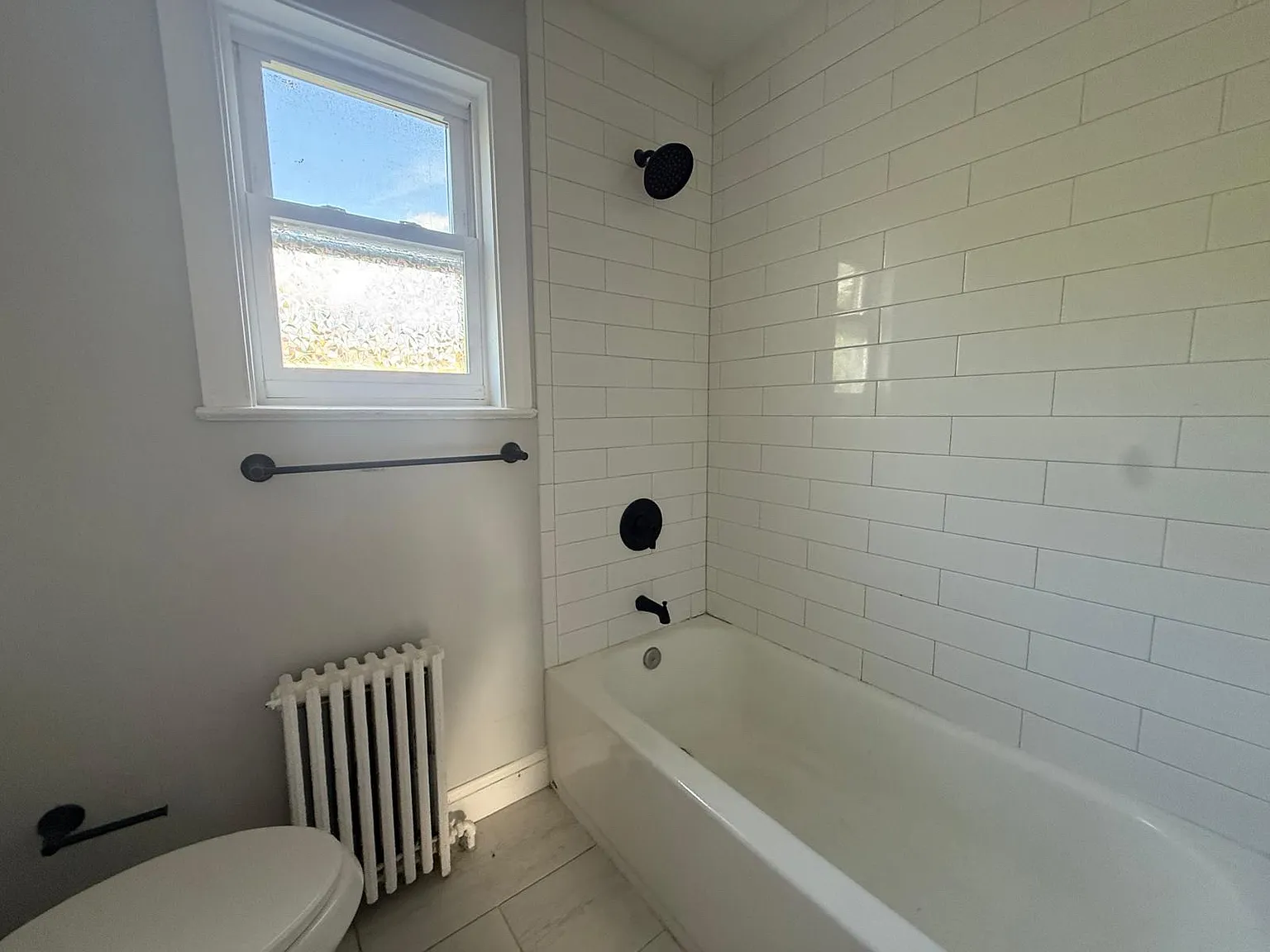 2 bed, $2,325 — Photo 3