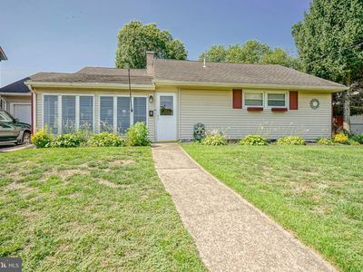8 Rose Ave, Maple Shade, NJ, 08052