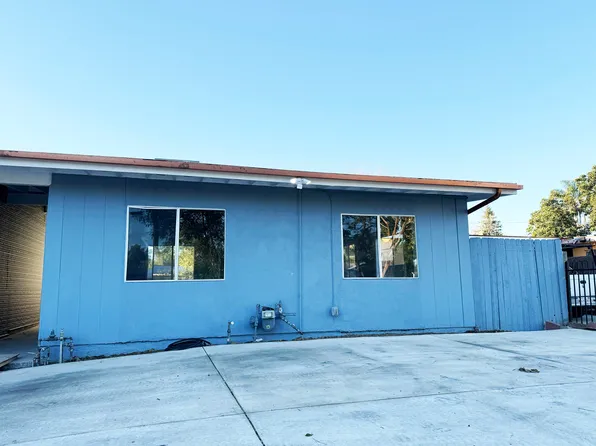 18540 Arminta St, Reseda, CA 91335