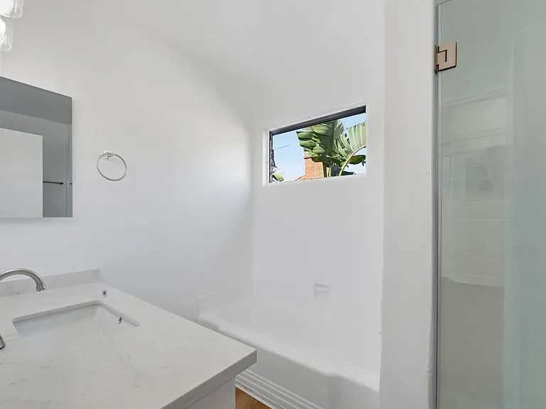 TALA Local at 1301 Havenhurst — Photo 41