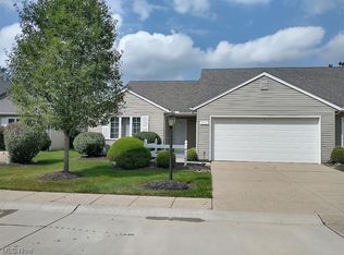10442 Kettering Oval, Strongsville, OH