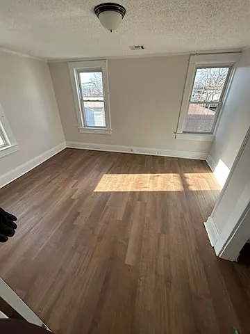 1 Maple Ave — Photo 10