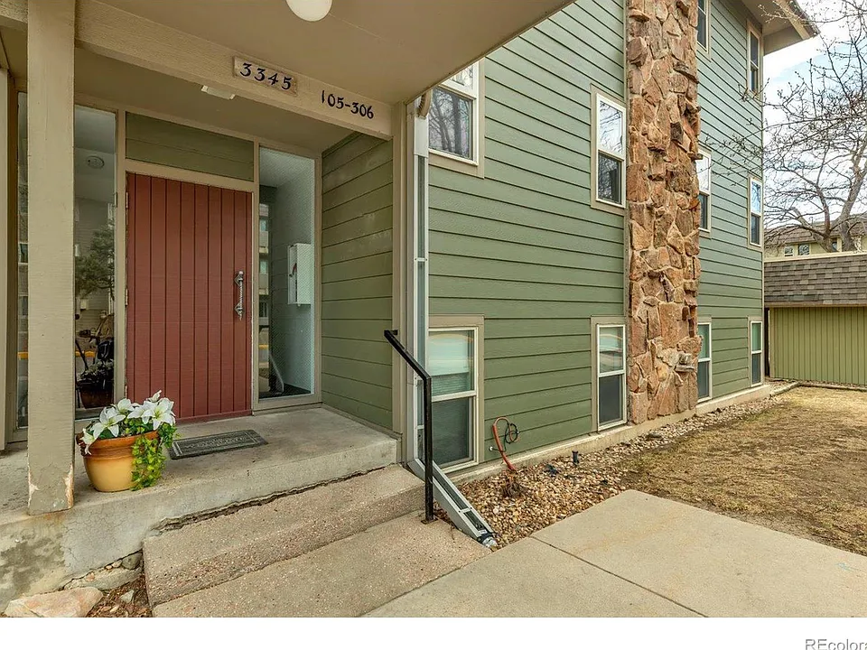3345 Chisholm Trl #206