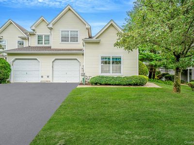 220 Erik Drive, East Setauket, NY, 11733