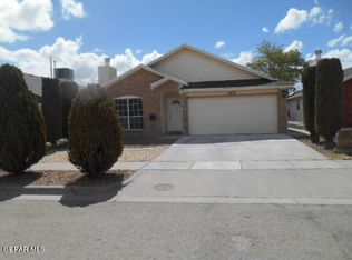 11872 Oak Crossing Dr, El Paso, TX 79936