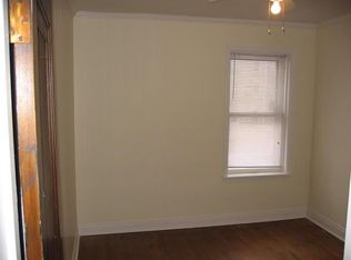4836 Elm St APT 2, Skokie, IL 60077