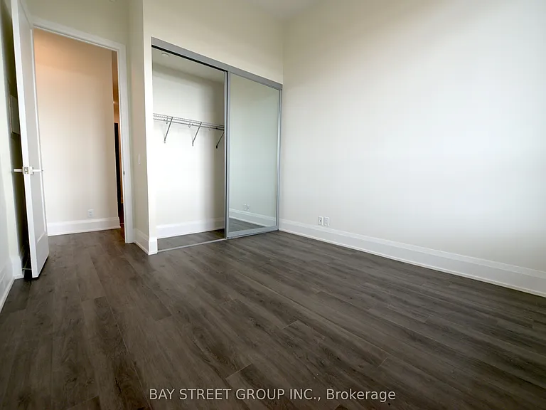 12 Gandhi Ln S #LPH 03 — Photo 16