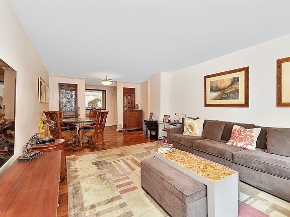 2nd image of 77 7th Ave APT 8E