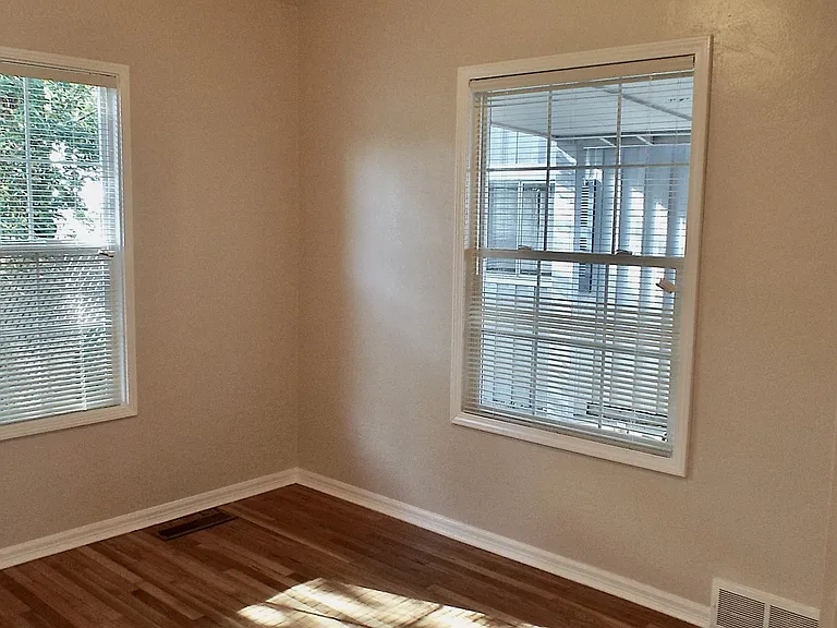 2123 Westfield Ave — Photo 18
