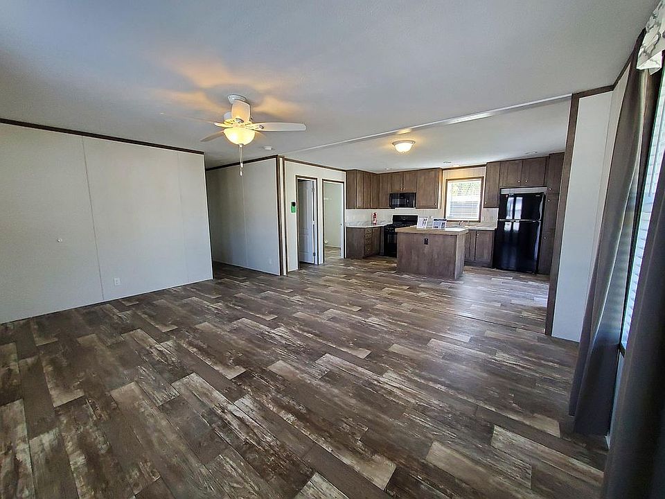 1st image of 6916 Vinewood Ave NE