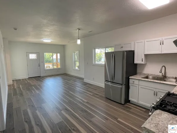 1413 E 7th St, Sedalia, MO 65301