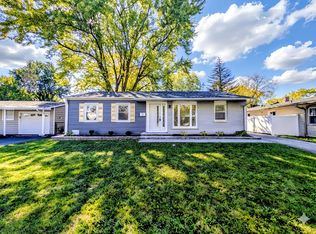 1005 Valley Stream Dr, Wheeling, IL 60090