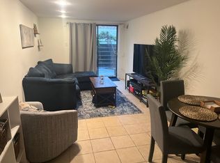 510 Lombard St, Philadelphia, PA 19147