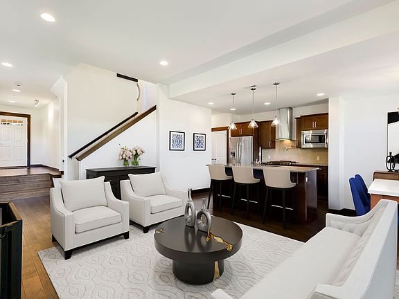 3rd image of 8461 169th Ave NE #102