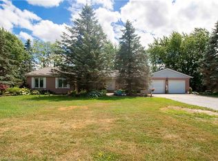 895 Smithville Rd, West Lincoln, ON L0R2J0