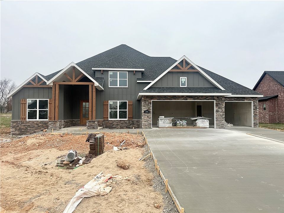 1st image of 206 Jenna Ln