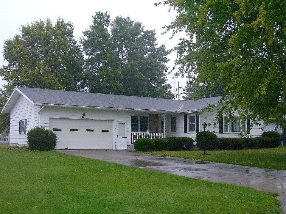 1st image of 42 Rosewood Dr