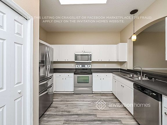 5th image of 3739 Dogtrot St