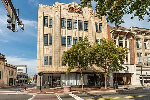 103 W Main St Photo 1