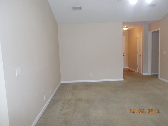 2nd image of 858 Maricopa Dr