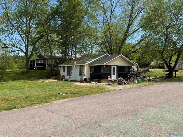 7081 7th Ave, Altoona, AL 35952