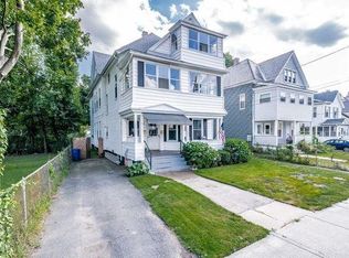 7 Myrtle Ave #B, Holyoke, MA 01040