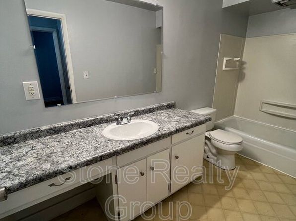 304 Shelby St UNIT 4