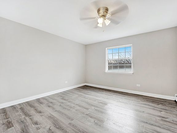 5th image of 121 W 63rd St #D203