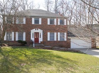 482 Amhurst Rd, Valparaiso, IN 46385