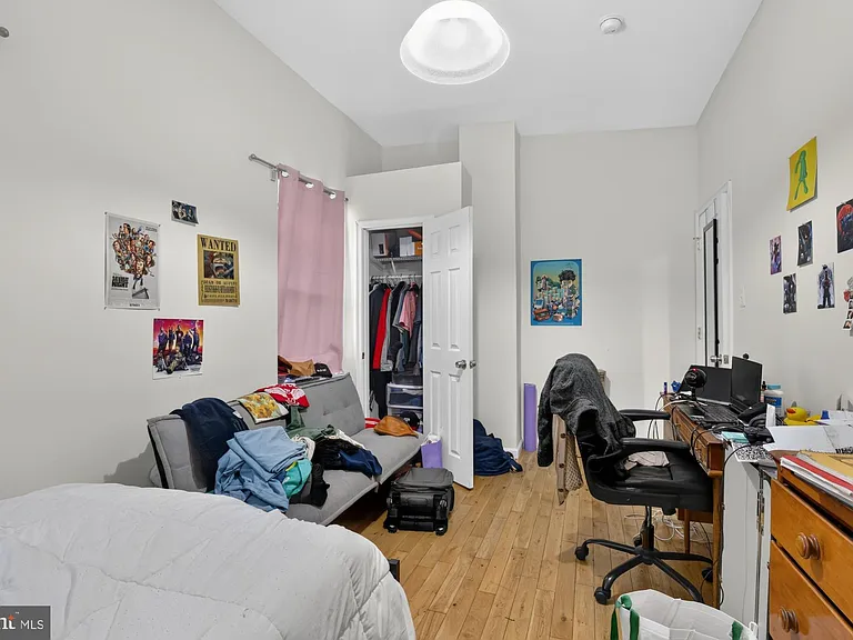 1655 S Bancroft St #2 — Photo 16