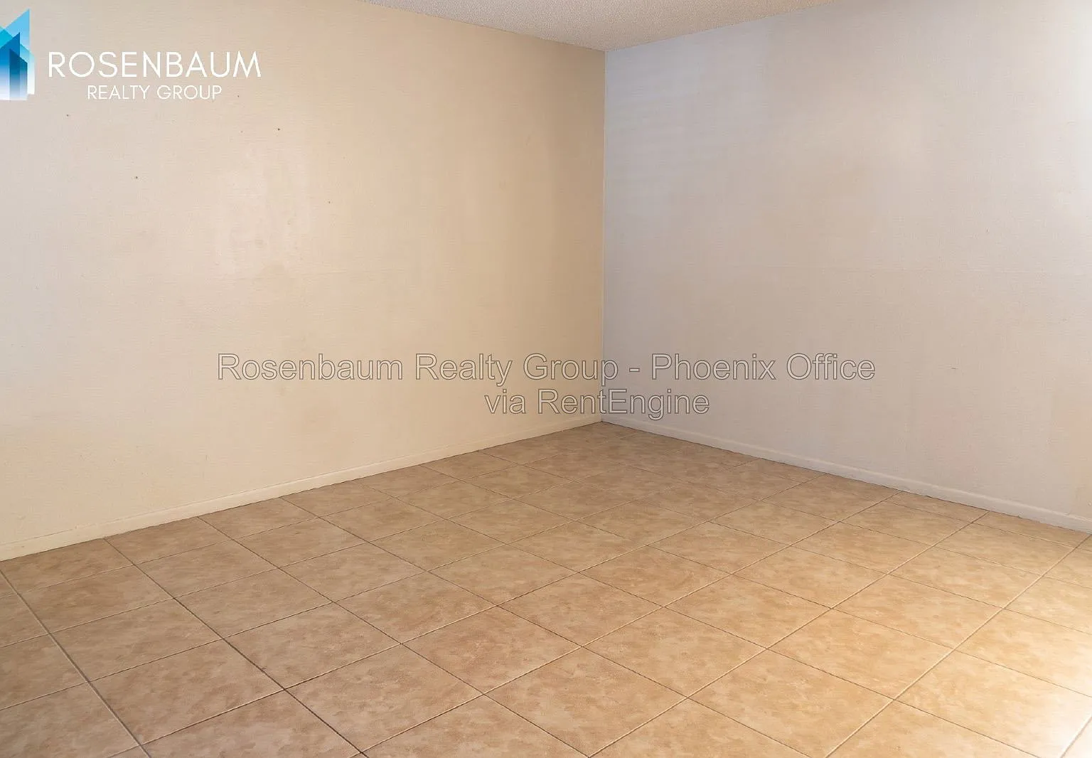 2 bed, 1.0 bath, 835 sqft, $1,274 — Photo 2