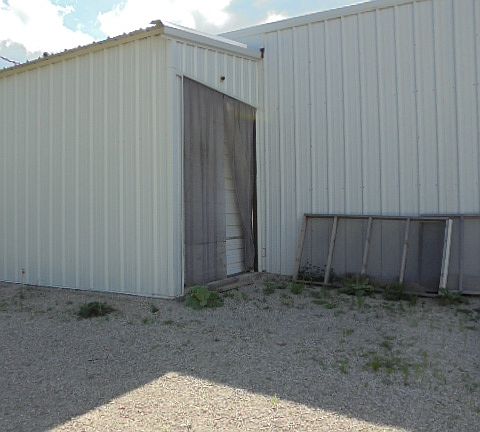 2nd image of 1206 E Industrial Park Dr