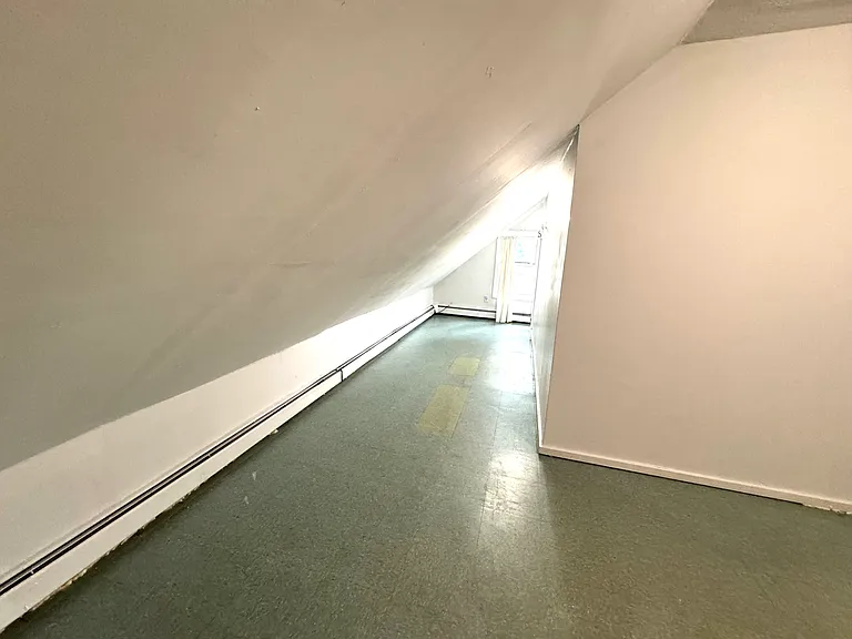 32-34 Salem St #3 — Photo 8