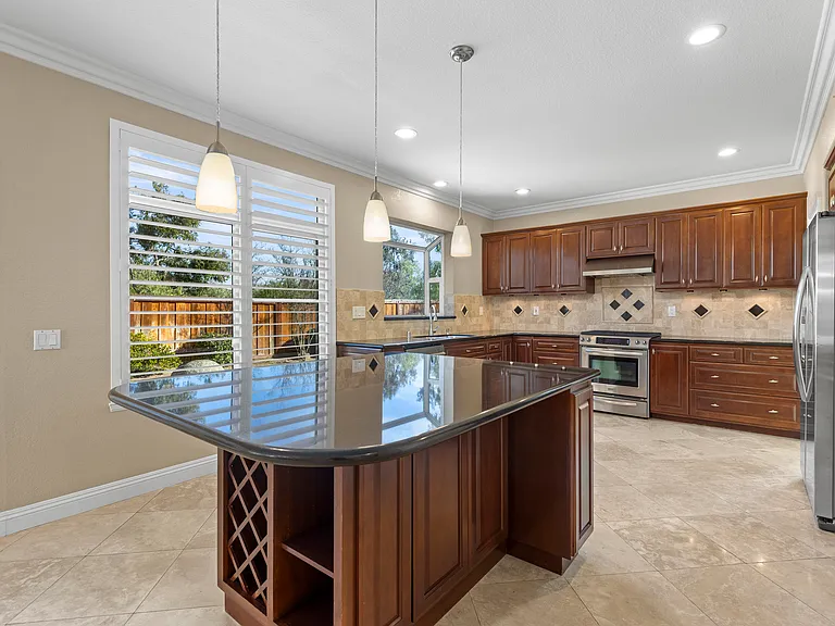 13163 Valewood Rd — Photo 8